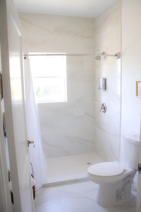 Spacious And Comfy Suite Near Mia 2 Queen Beds Miami Exterior photo